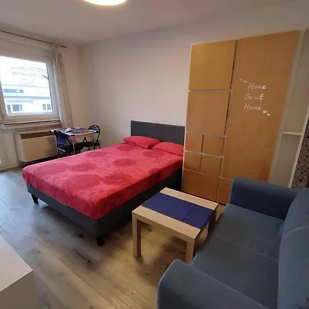 In Center -apartment 14